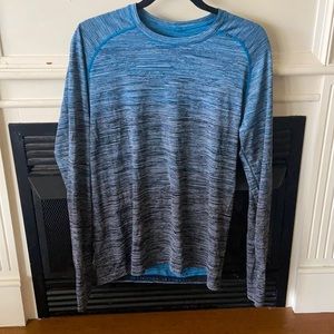 Lulu athletic long sleeve shirt